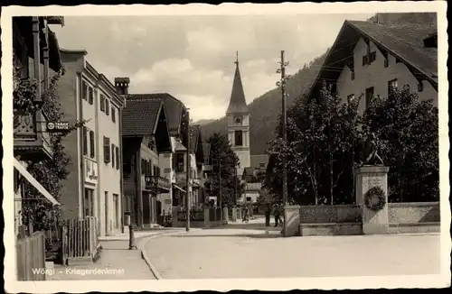 Ak Wörgl Tirol, Kriegerdenkmal, Kirche, Straße