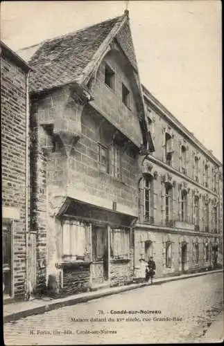 Ak Condé sur Noireau Calvados, Maison, Grande Rue