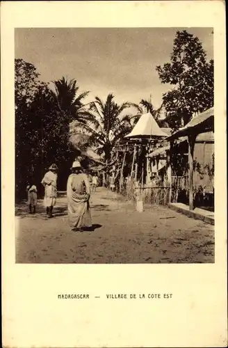 Ak Madagaskar, Village de la Côte Est, Dorfansicht