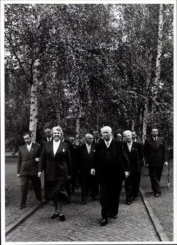 Foto Berlin, Bert Sass, Bundespräsident Theodor Heuss, Birkenallee