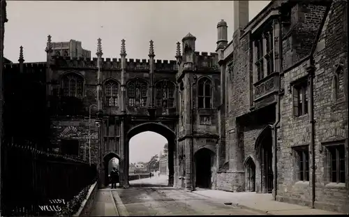 Ak Wells Somerset, Street View