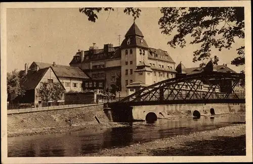 Ak Roßwein im Mittelsächsischen Bergland, Blick auf die Stadtmühle, Brücke