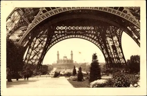 Ak Paris VII, La Tour Eiffel, Eiffelturm, Le Trocadero