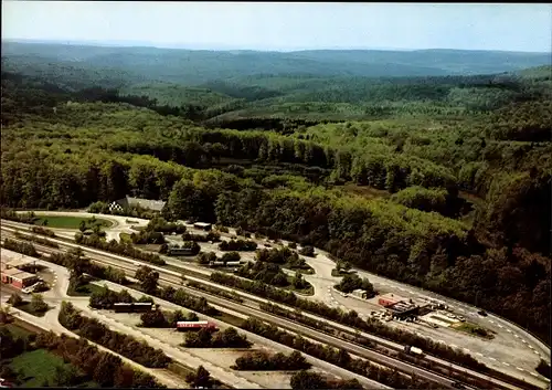 Ak Rohrbrunn Weibersbrunn im Spessart, Autobahnrasthaus im Spessart, Nordseite, Fliegeraufnahme