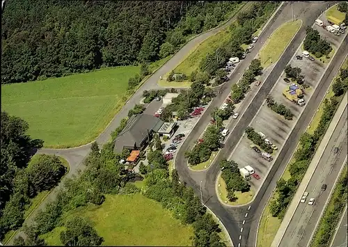 Ak Großenmoor Burghaun in Hessen, Fliegeraufnahme vom Autobahnrasthaus