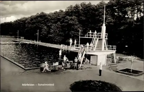 Ak Mörfelden Walldorf in Hessen, Schwimmbad mit Sprungturm