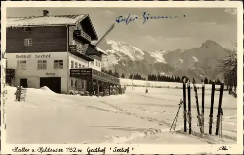 Ak Haller in Tirol, Gasthof Seehof mit Hahnenkamm und Gaichtspitze