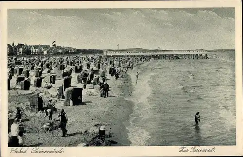 Ak Świnoujście Swinemünde Pommern, Strandpartie, Strandkörbe