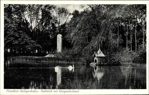 Ak Ostseebad Heiligenhafen in Holstein, Parkteich, Kriegerdenkmal
