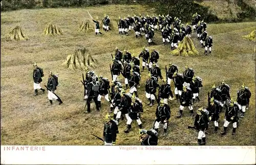 Ak Deutsche Infanterie, Vorgehen in Schützenlinie