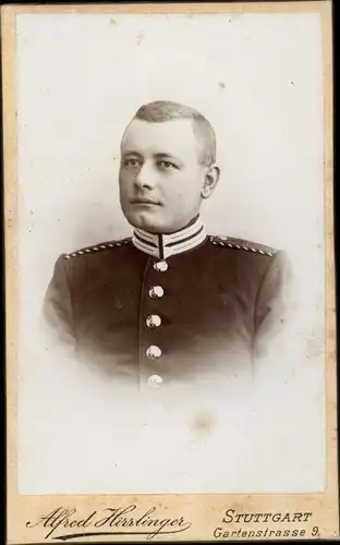 Foto Deutscher Soldat in Uniform, Fotograf Alfred Hirrlinger, Stuttgart