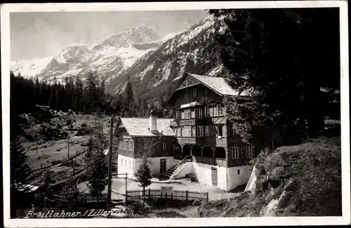 Ak Zillertal Tirol, Alpengasthaus Breitlahner, Ortschaft mit Landschaftsblick