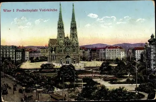 Ak Wien I., Freiheitsplatz Votivkirche