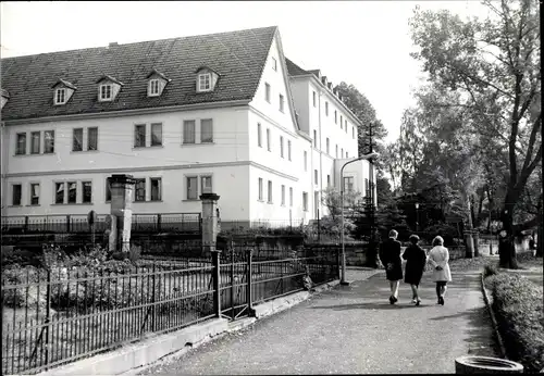 Foto Bad Salzungen Thüringen, Straßenpartie, Sanatorium