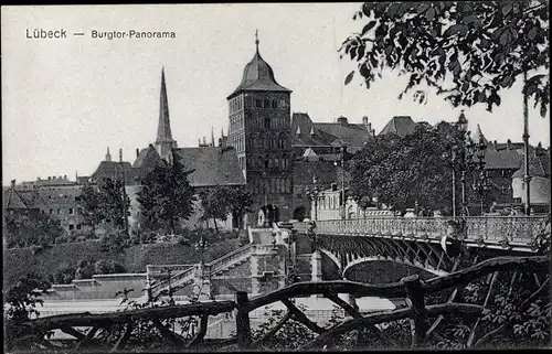 Ak Hansestadt Lübeck, Burgtor Panorama