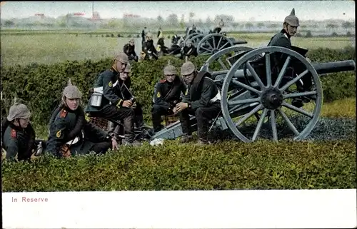 Ak Deutsche Soldaten in Uniformen, In Reserve, Kanone