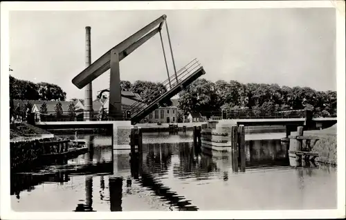 Ak Medemblik Nordholland Niederlande, Kwikkelsbrug