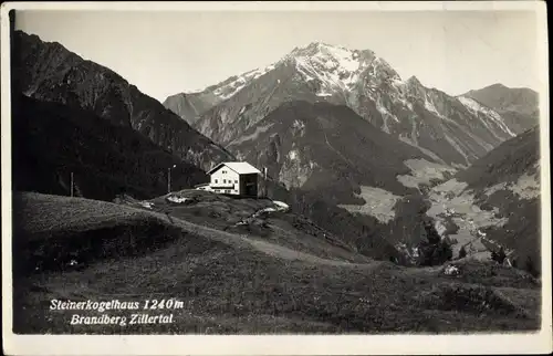Ak Tirol, Steinerkogl Haus mit Grünberg, Zillertal