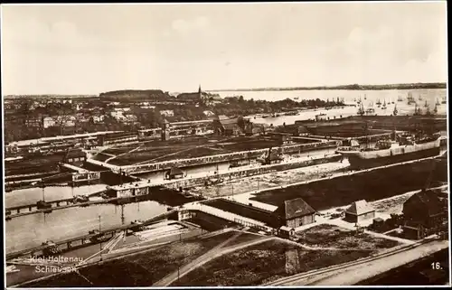 Ak Kiel Holtenau, Panoramaansicht mit Blick auf die Schleusen