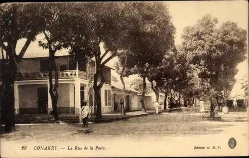 Ak Conakry Konakry Guinea, La Rue de la Poste