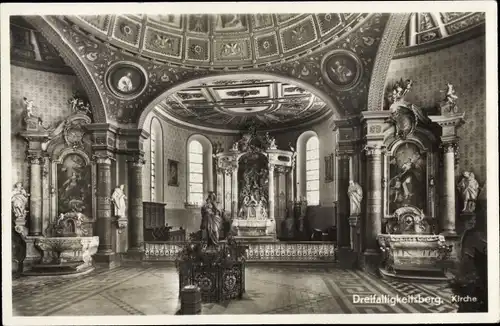 Ak Spaichingen in Baden Württemberg, Dreifaltigkeitsberg, Kirche, Innenansicht