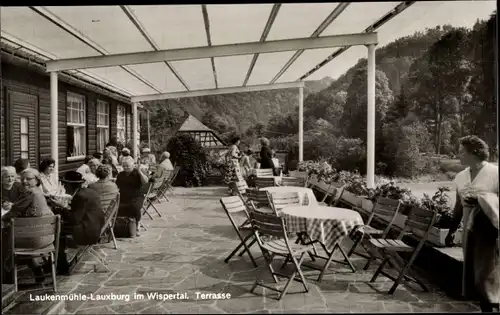 Ak Laukenmühle Lorch im Rheingau Hessen, Lauxburg, Terrassenpartie