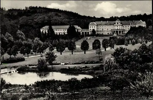 Ak Bad Hermannsborn Bad Driburg in Westfalen, Kurhaus mit Badehaus