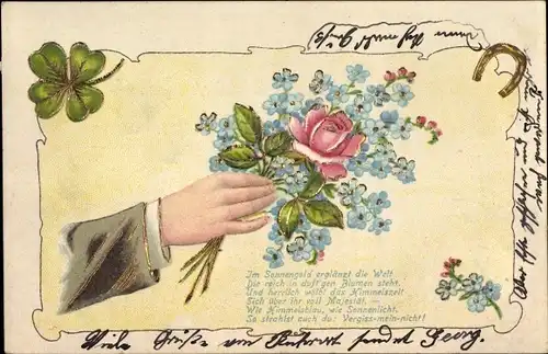 Präge Litho Männerhand mit Blumenstrauß, Rosen, Vergissmeinnicht, Hufeisen, Kleeblatt