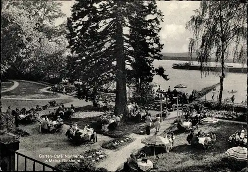 Ak Ginsheim Gustavsburg am Rhein, Garten Cafe Nonnenau, Gartenpartie