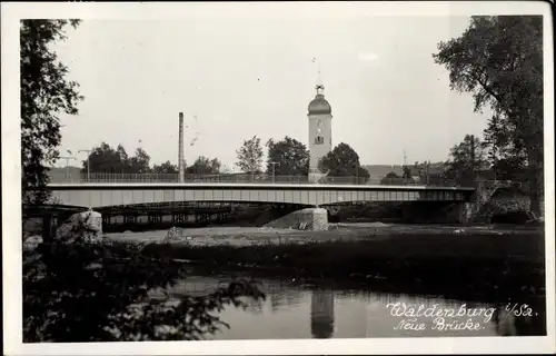 Foto Ak Waldenburg in Sachsen, Neue Brücke