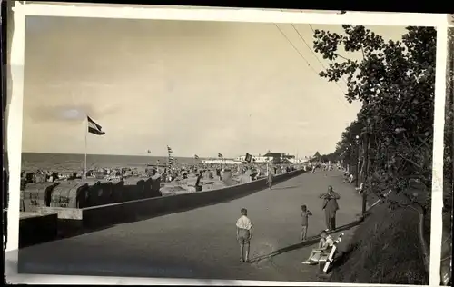 Foto Ostseebad Brunshaupten Kühlungsborn, Strandpromenade