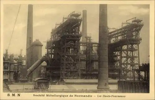 Ak Caen Calvados, Societe Metallurgique de Normandie, Les Hauts Fourneaux