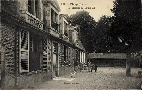 Ak Cléry Loiret, La Maison de Louis XI