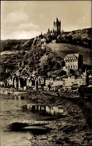 Ak Cochem an der Mosel, Burg vom Ufer gesehen