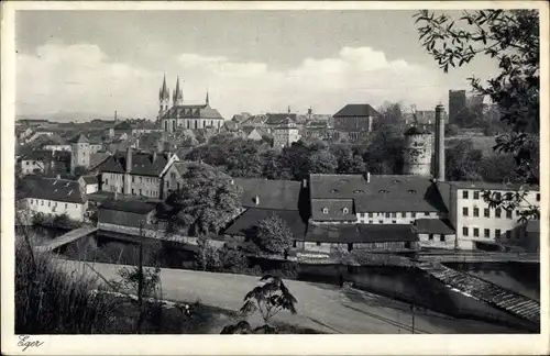 Ak Cheb Eger Reg. Karlsbad, Teilansicht der Stadt, Fluss, Wehr