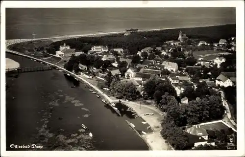 Ak Mrzeżyno Deep Pommern, Blick auf den Ort, Fliegeraufnahme