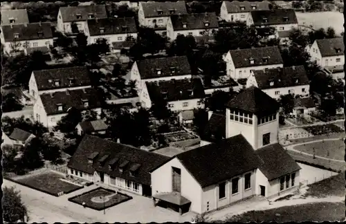 Ak Höhenhaus Köln am Rhein, Katholische Kirche zur Heiligen Familie, Fliegeraufnahme