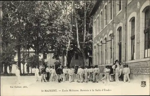 Ak Saint Maixent Deux Sevres, Ecole Militaire, Rentree a la Salle d'Etudes