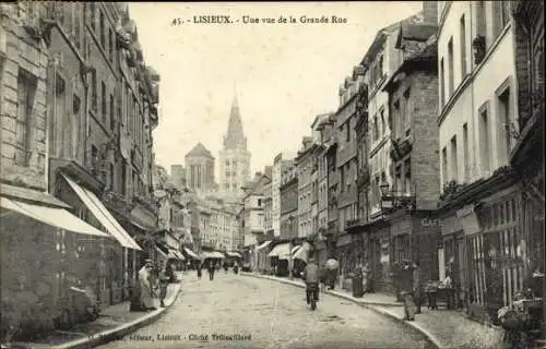 Ak Lisieux Calvados, Une vue de la Grande Rue