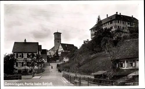 Ak Gomaringen Kr. Tübingen, Partie beim Schloss, Straßenansicht