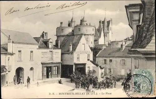 Ak Montreuil Bellay Maine et Loire, La Place
