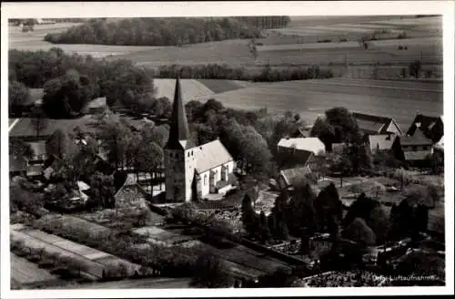 Ak Andorf Menslage in Niedersachsen, Gesamtansicht, Kirche