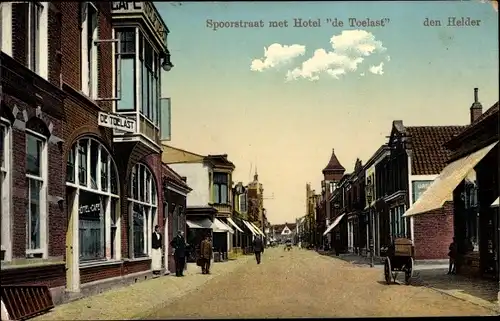 Ak Den Helder Nordholland Niederlande, Spoorstraat met Hotel de Toelast