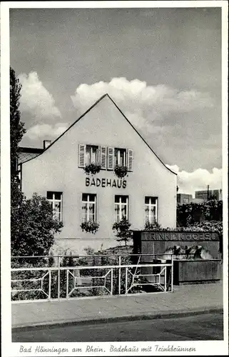 Ak Bad Hönningen am Rhein, Badehaus mit Trinkbrunnen