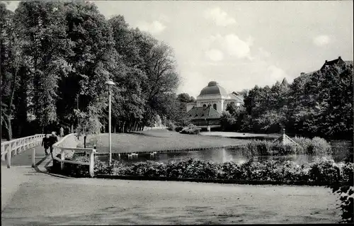 Ak Rendsburg in Schleswig Holstein, Stadttheater, weiße Brücke