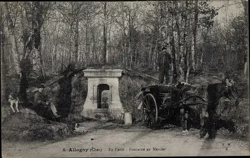 Ak Allogny Cher, En Foret, Fontaine au Mercier