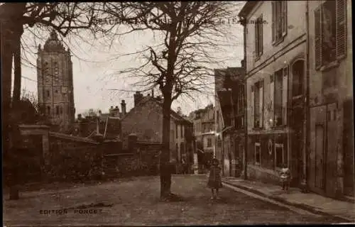 Ak  Beaumont sur Oise Val-d’Oise, Stadtpartie, Esplanade, Kirchturm