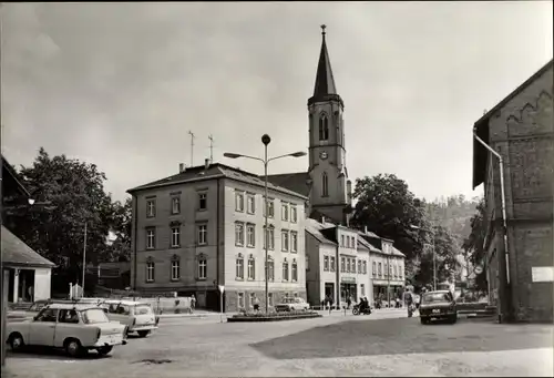 Ak Neuhausen im Erzgebirge, Bahnhof, Kirche