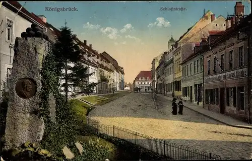 Ak Königsbrück in der Oberlausitz, Schloßstraße, Denkmal