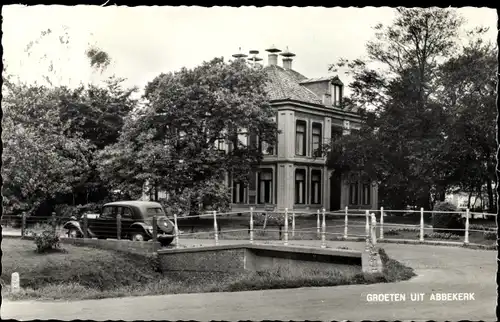 Ak Abbekerk Nordholland Niederlande, Ortspartie mit Villa, Brücke, Auto